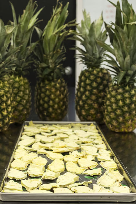 Freeze-dried pineapple